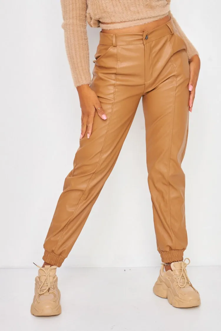 Pantalon en simili cuir beige foncé