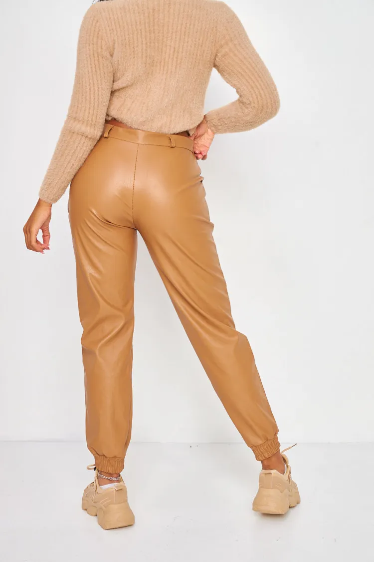 Pantalon en simili cuir beige foncé