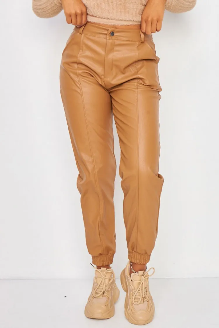 Pantalon en simili cuir beige foncé